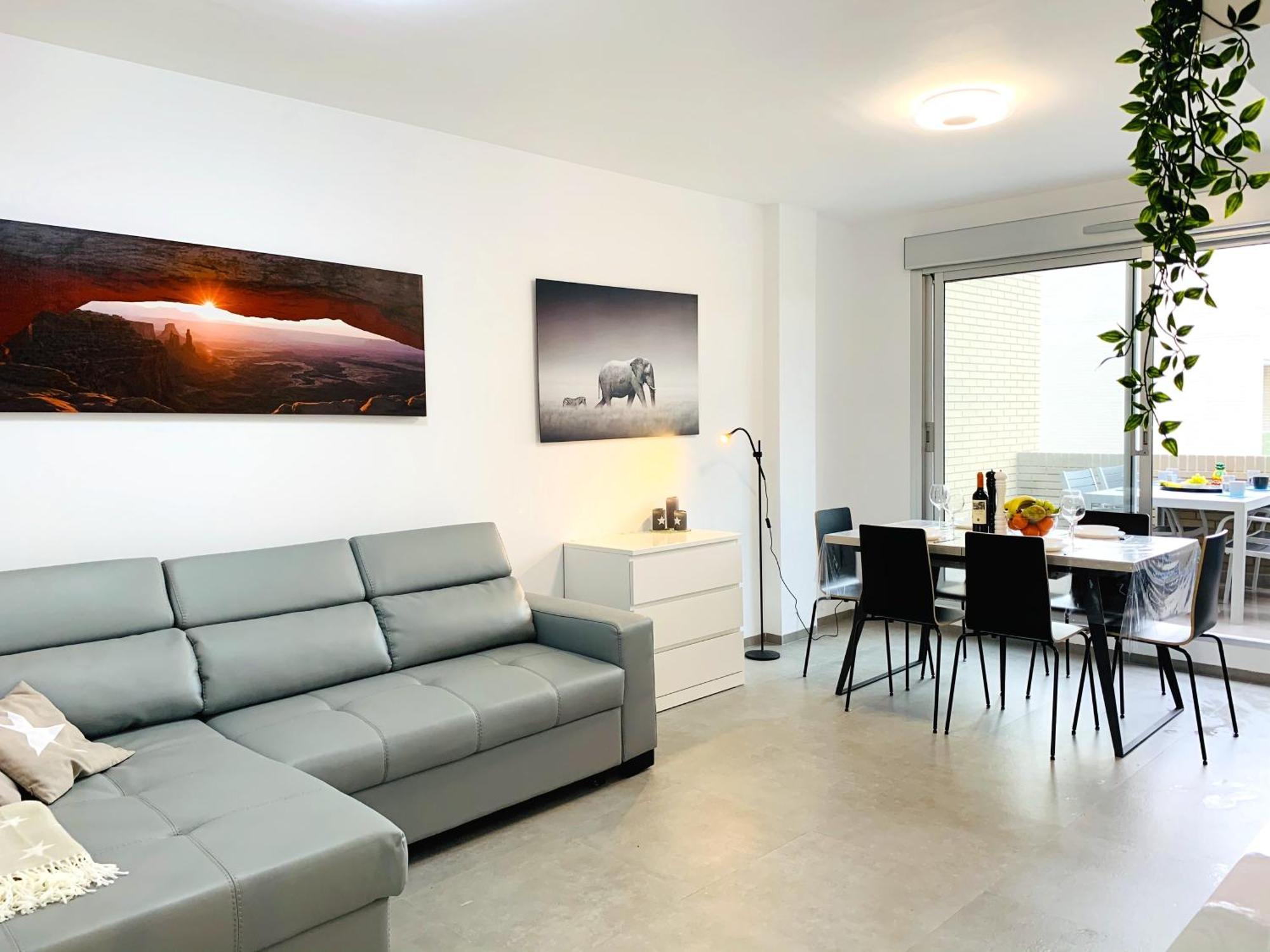 Magnifico Apartamento De Planta Alta La Isla Torrevieja Extérieur photo