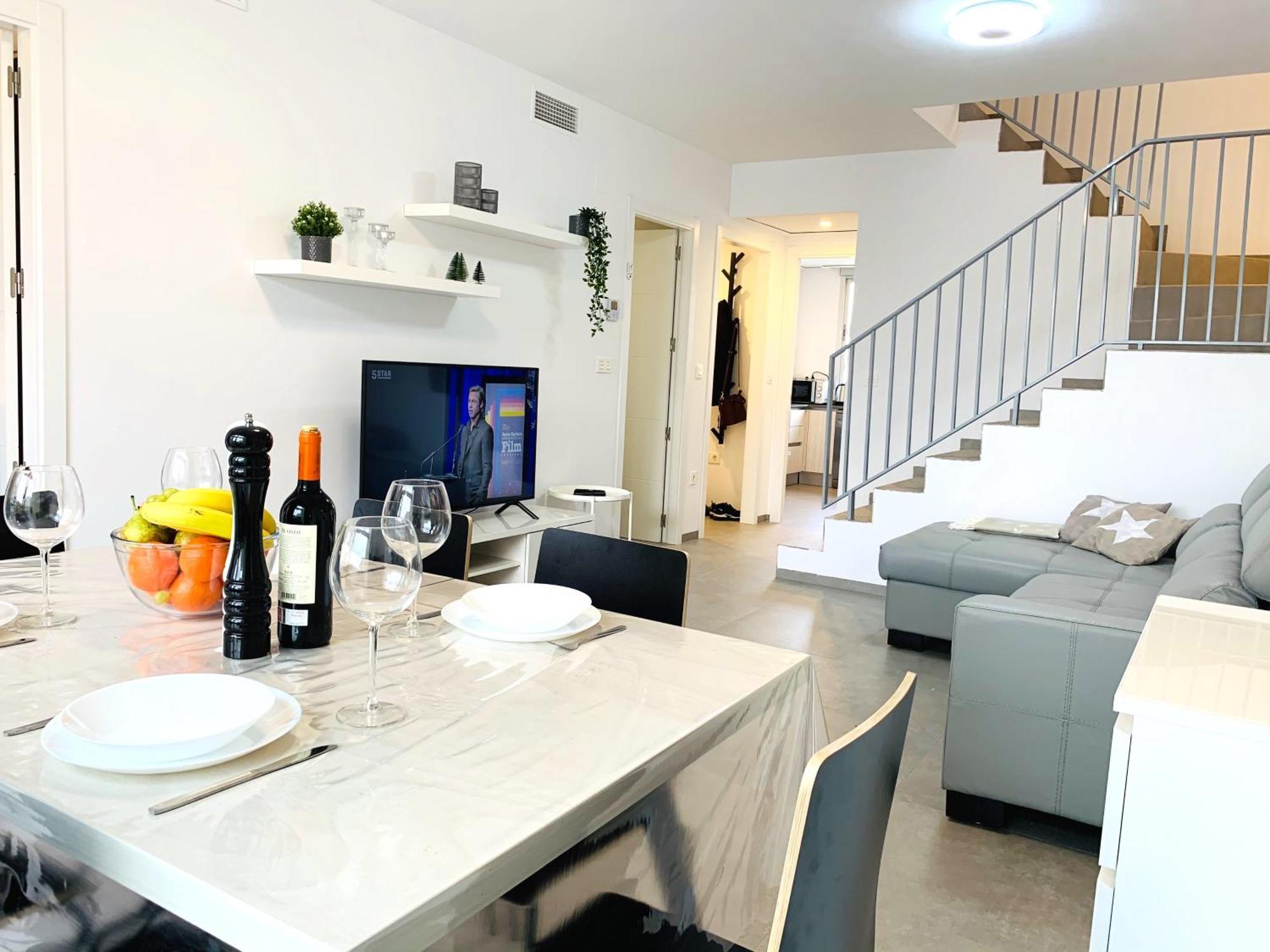 Magnifico Apartamento De Planta Alta La Isla Torrevieja Extérieur photo