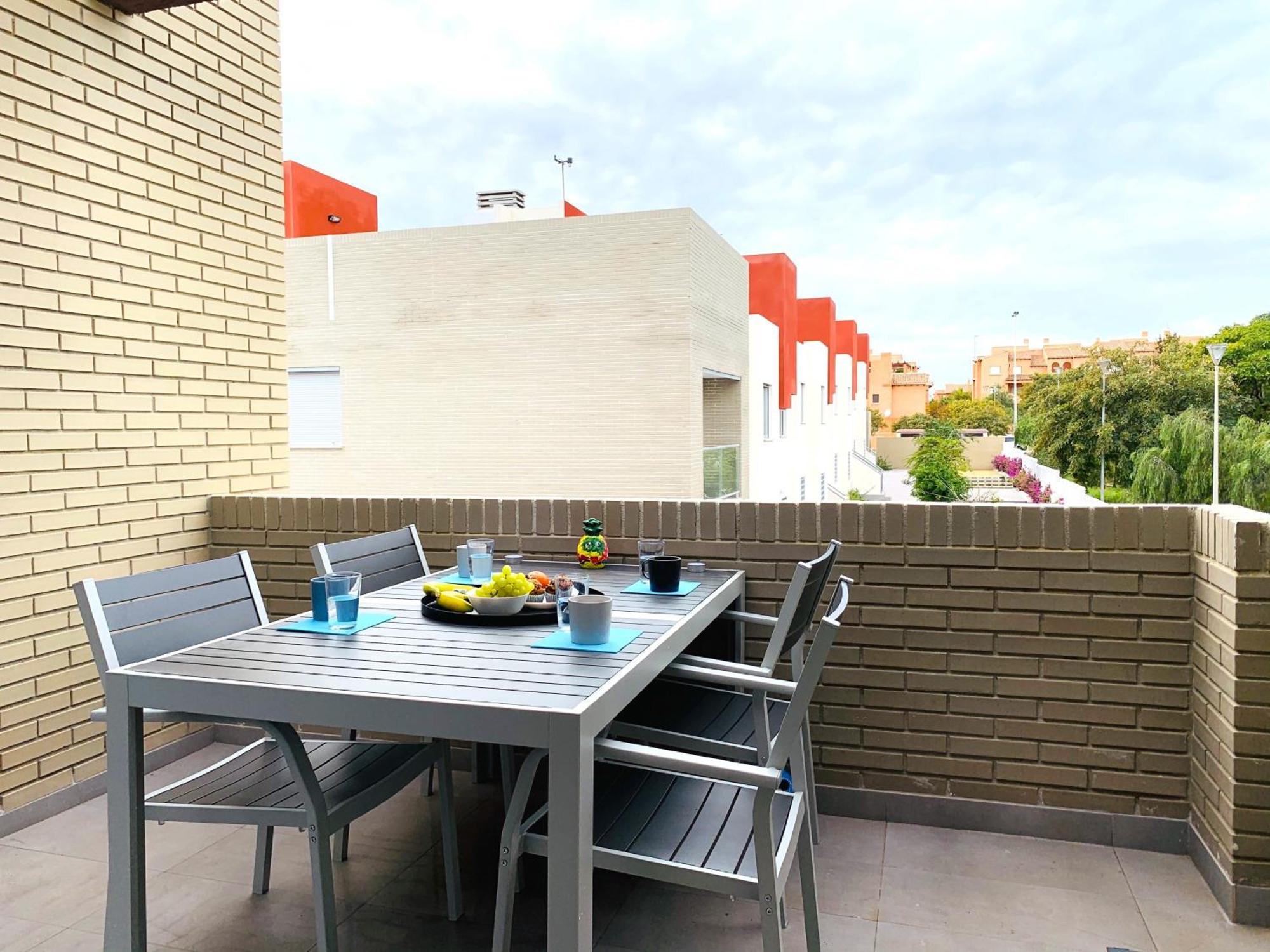 Magnifico Apartamento De Planta Alta La Isla Torrevieja Extérieur photo